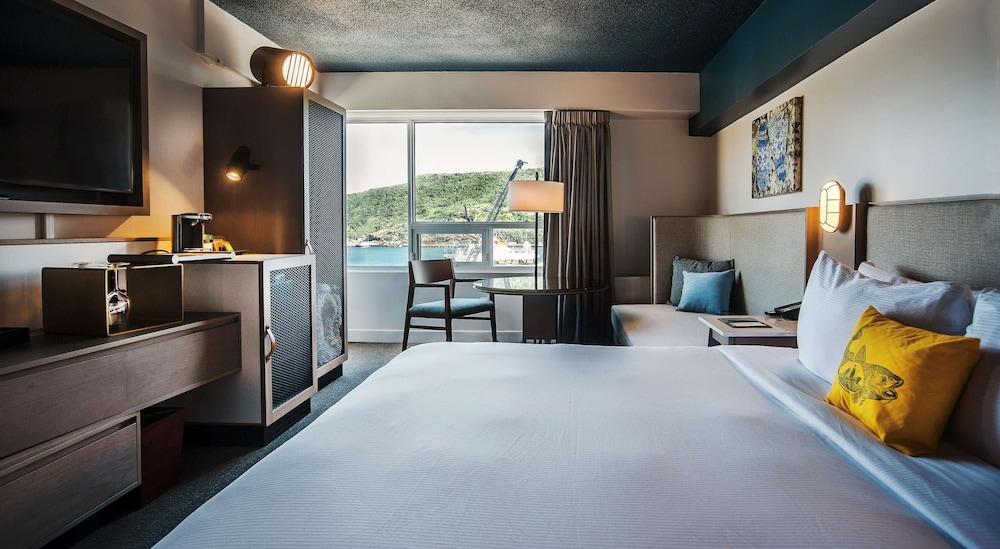 Doubletree By Hilton St. John'S Harbourview Hotel Ngoại thất bức ảnh