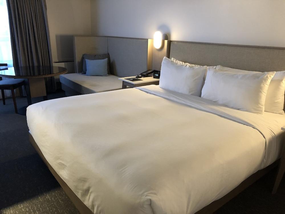 Doubletree By Hilton St. John'S Harbourview Hotel Ngoại thất bức ảnh