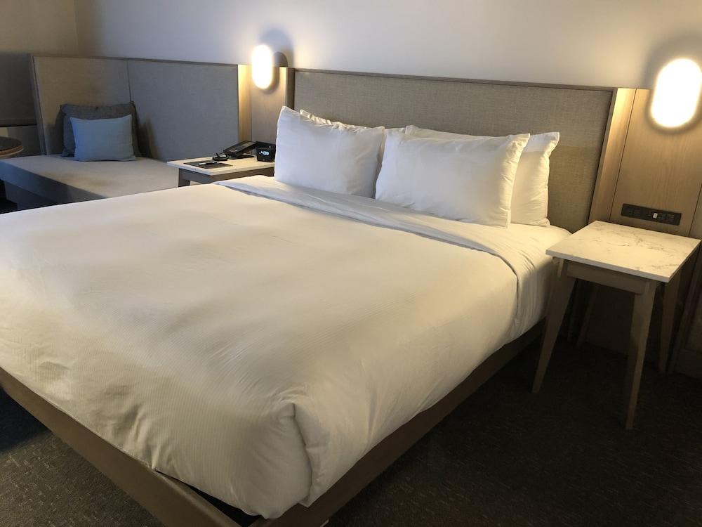 Doubletree By Hilton St. John'S Harbourview Hotel Ngoại thất bức ảnh