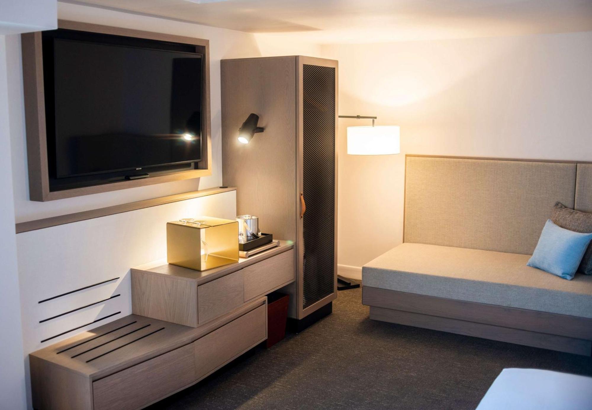 Doubletree By Hilton St. John'S Harbourview Hotel Ngoại thất bức ảnh
