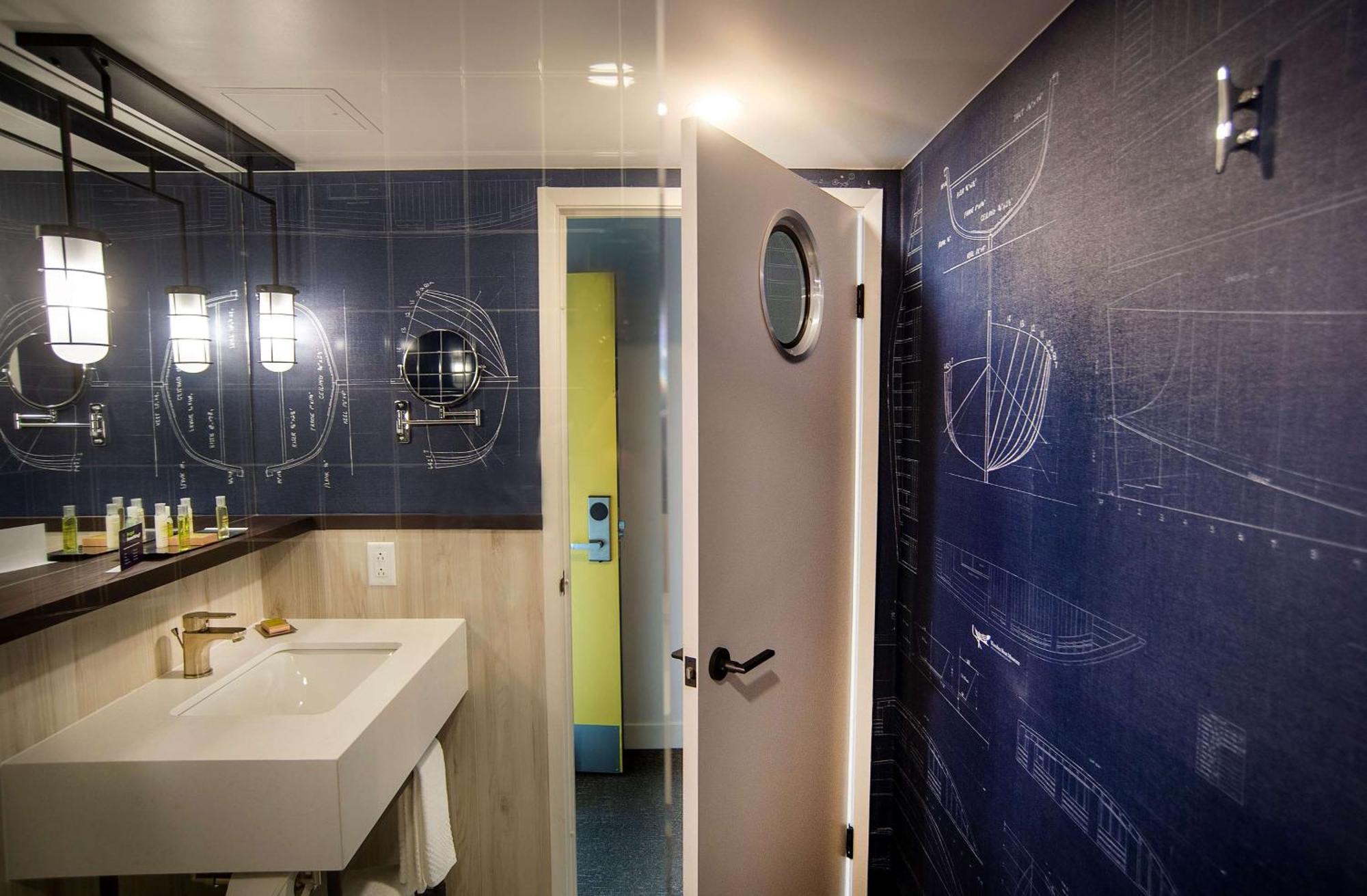 Doubletree By Hilton St. John'S Harbourview Hotel Ngoại thất bức ảnh
